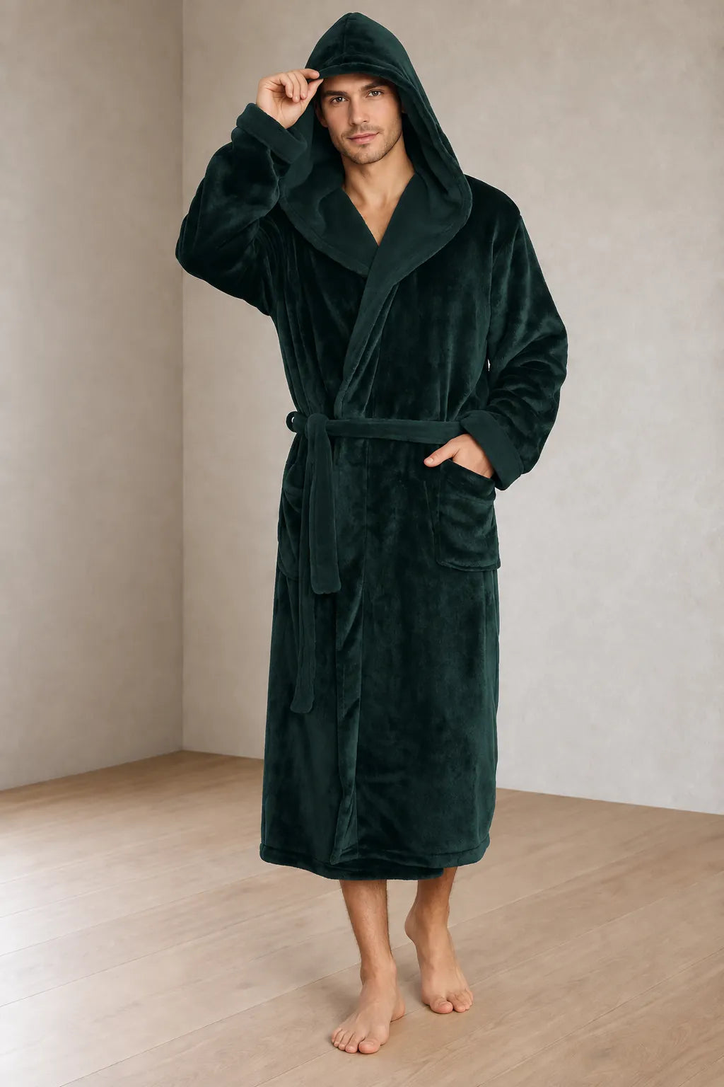 Men's Hooded Fleece Robe - Plush Bathrobe with Belt and Pockets - Forest Green